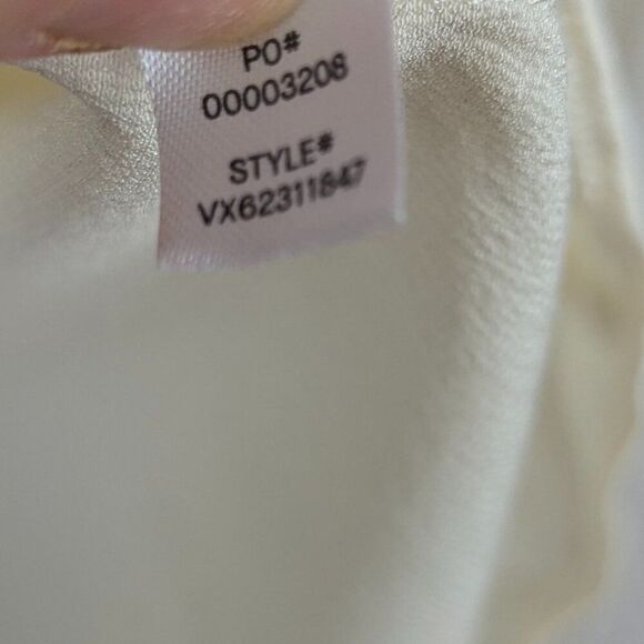 Vince | Women's 3/4 Sleeve Silk Blouse Size Small - Picture 7 of 10